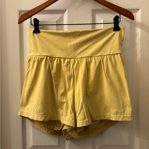 HALARA High Waist Yellow Women's Shorts